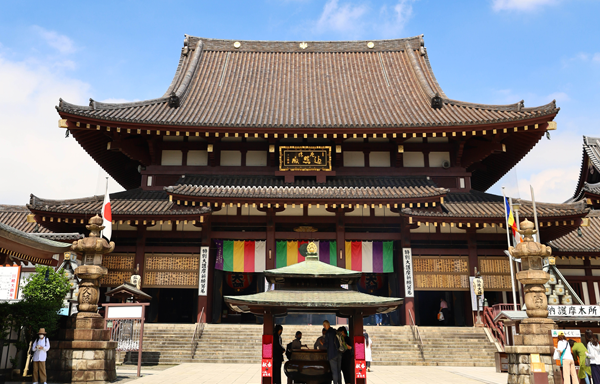 Kawasakidaishi Heikenji Temple (英語版動画)